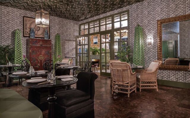 NH Collection Valencia Colón