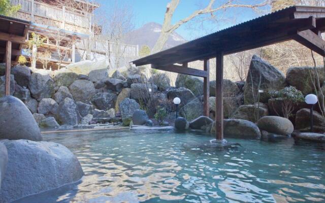 Yufuin Bessou Shikisai Hotel