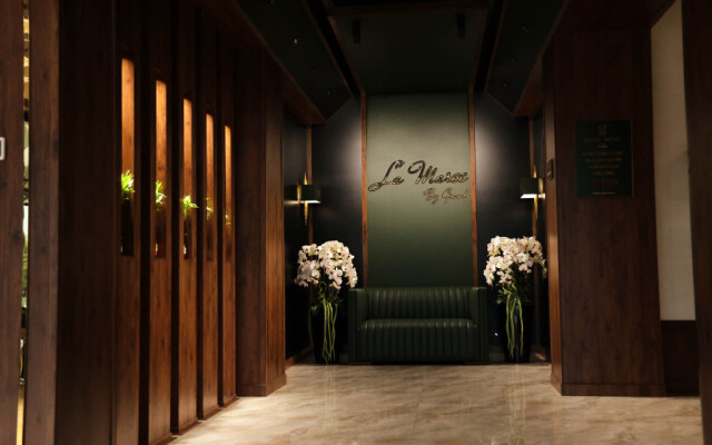 Regal Hotel by Grand