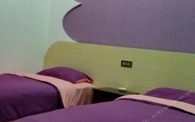 Huayin Lotto Hostel