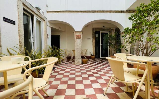 Quinta Colina by Shiadu