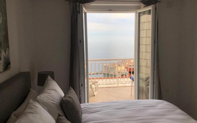 Apartment LuxeView2- Old Town View, 10min to town