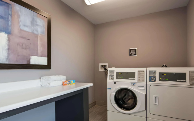 Best Western Plus Sherwood Park Inn & Suites