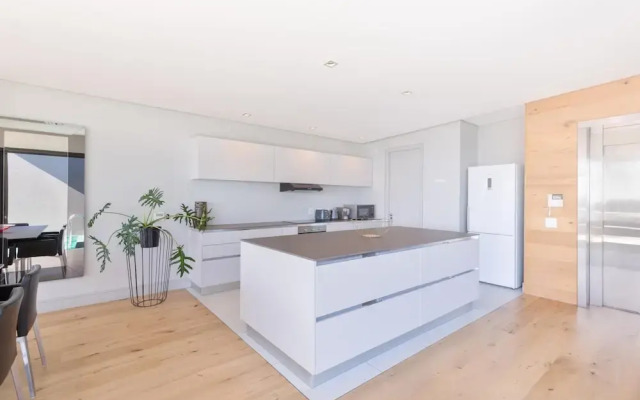 Amara 2 -designer Penthouse With Spectacular Views