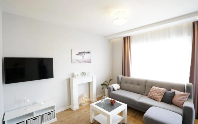 Apartament na Wspólnej ( centrum, garaż )