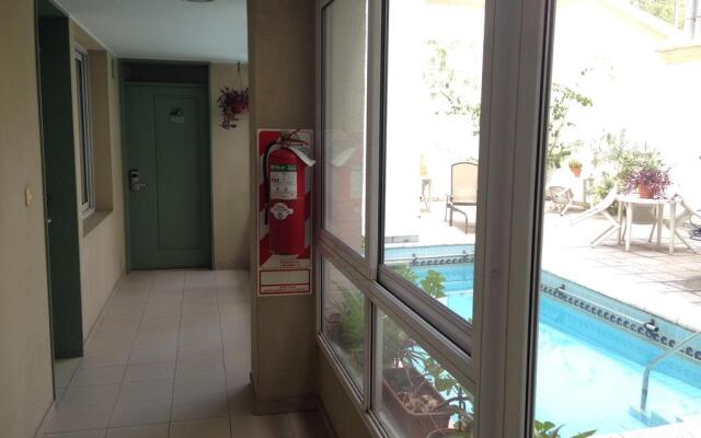 Condor Suites