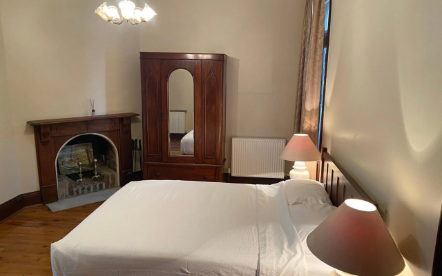 Yass Central Bed & Breakfast – Guest Rooms – Yass