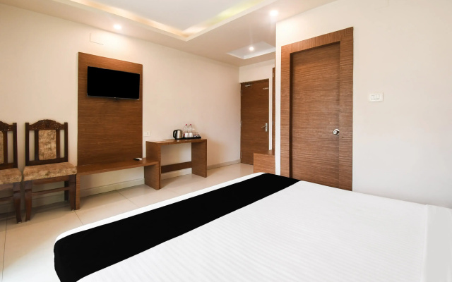 Capital O 86823 Hotel Subhadarsan