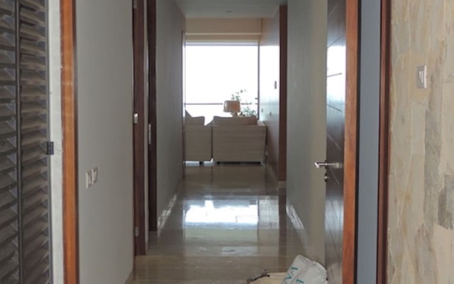 Unlimited Luxury ARENA Condo