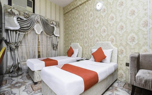 Lapaz Hotel by OYO Rooms