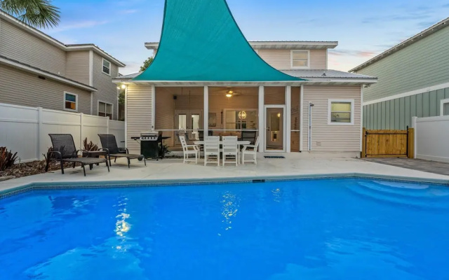 The Hideaway - 97 Barracuda St