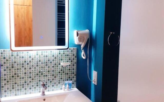 Redco, Twins, New Gudauri