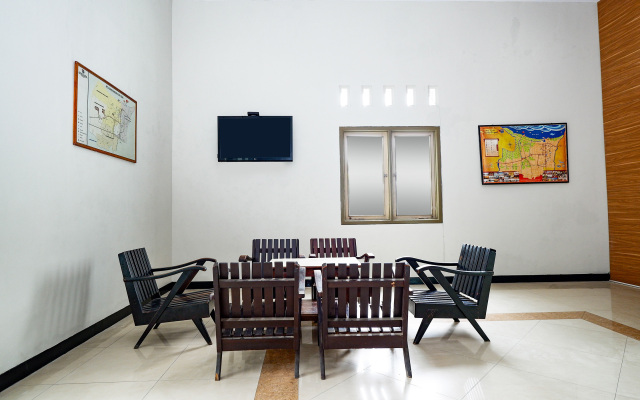 Super OYO 2436 Hotel Kencana