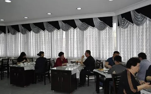 Hotel Oral