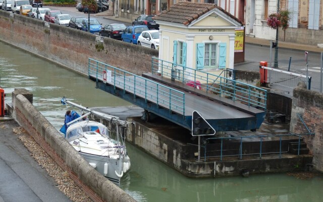 La Maison du Pont St Jacques