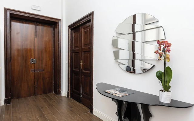 Spanish Steps Studio