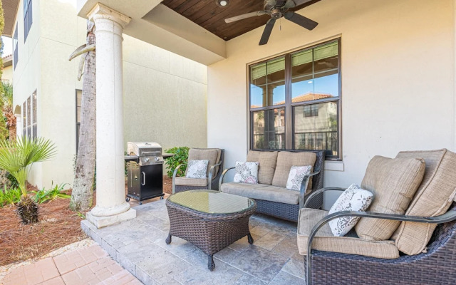 Villa Lago 1975 S2G 4BR 4BA 10