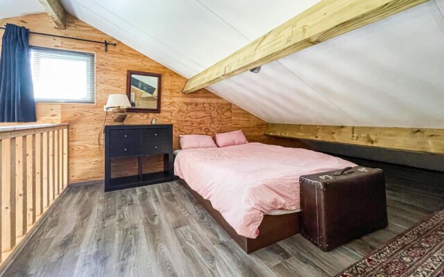 Nice Home in Loosdrecht With Wifi