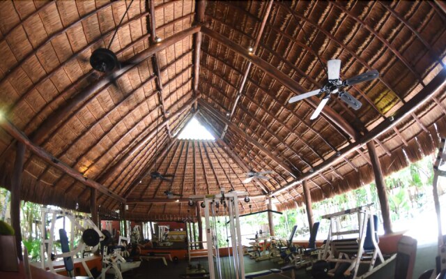 Tropical Location Riviera Maya