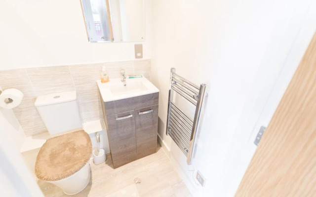 Modern Apartment in Salford, Manchester, UK