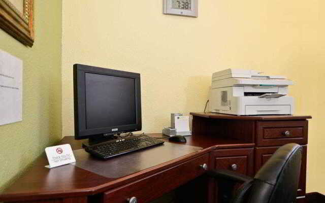 Best Western Golden Triangle Inn