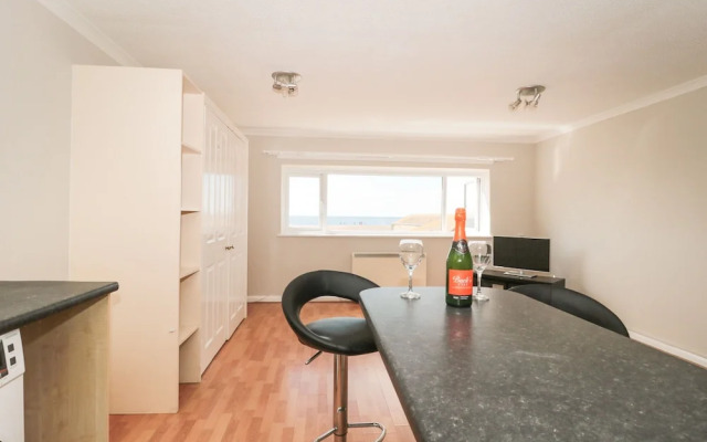 Flat 30