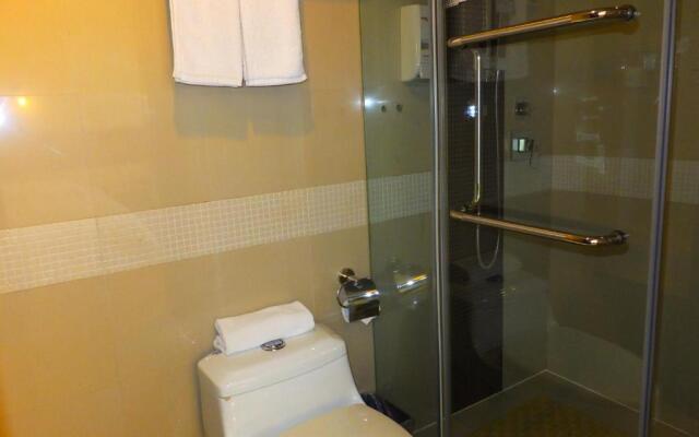 Motel Wuhan Yellow Crane Tower Shouyi Square Fuxing Road Metro Station