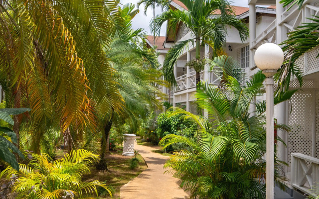 Merril's Beach Resort II