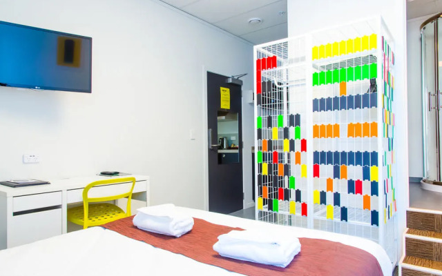 The Setup on Manners