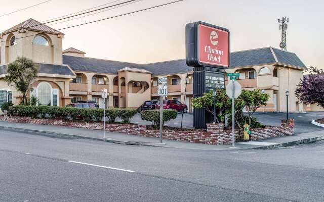 Clarion Hotel By Humboldt Bay