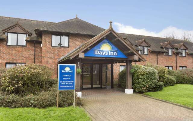 Days Inn by Wyndham Sevenoaks Clacket Lane