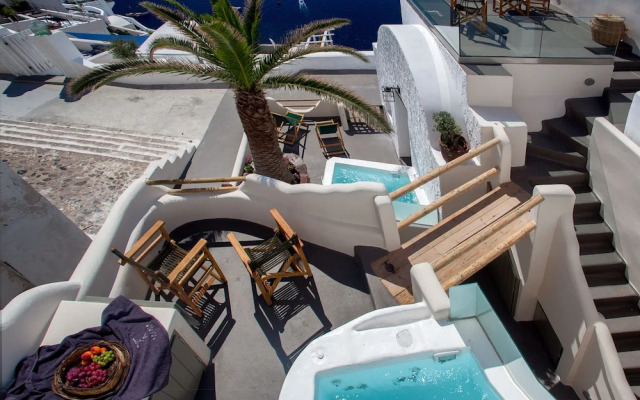 Antithesis Hotel