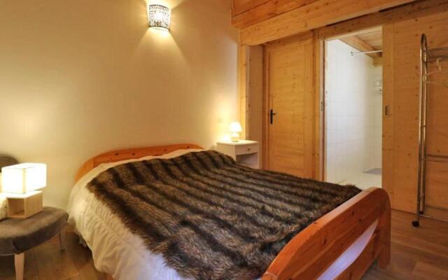 Chalet Montvalezan-La Rosière, 5 pièces, 8 personnes - FR-1-398-599