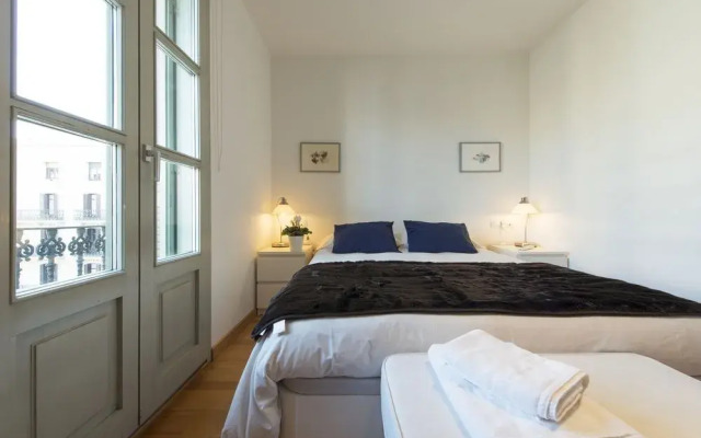 Luxe Suites Apartments
