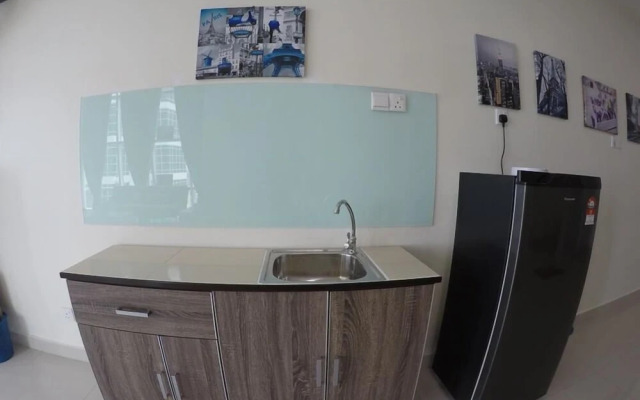 Summertime Maritime Suite 2