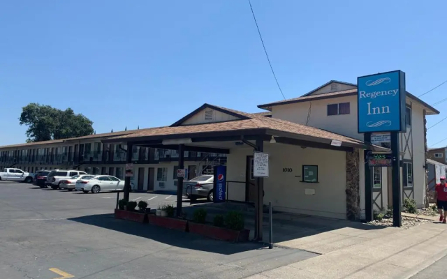 Regency Inn