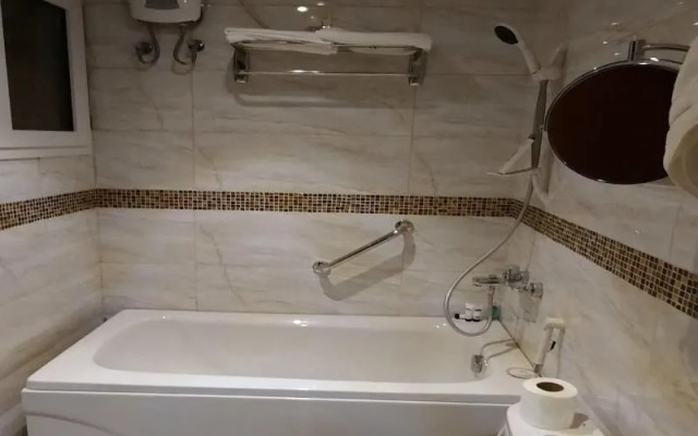 Capital O 549 The Blue Rose Hotel