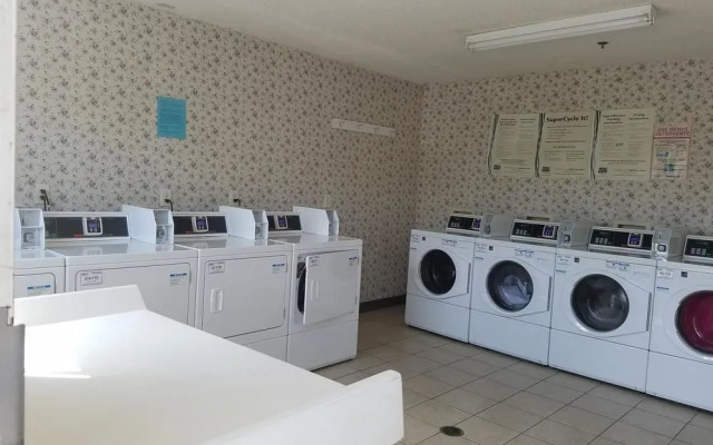 Budgetel Birmingham South