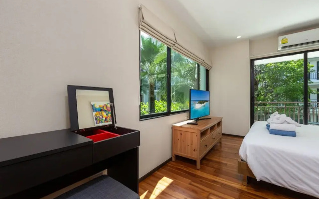 Suite Ayu by TropicLook