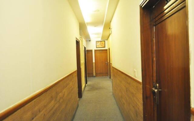 OYO Premium Old Gurgaon