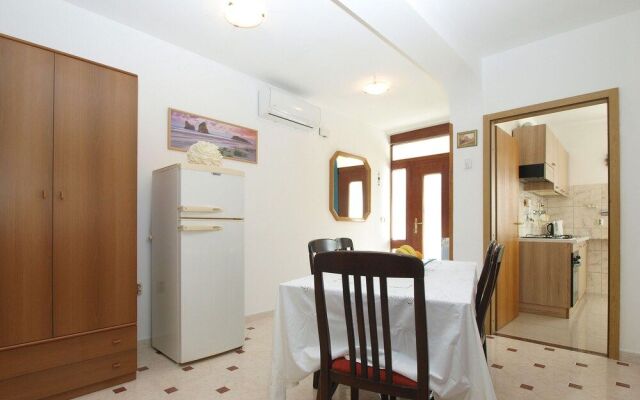 Apartment 1965
