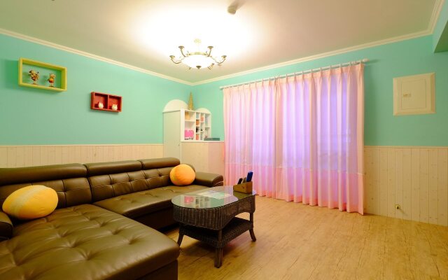 Happyhouse Service Apartment