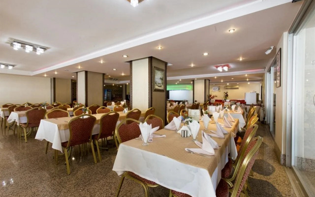 Dabaklar Deluxe Hotel