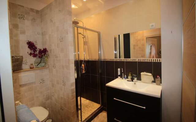 Cannes Carre d'Or Cosy 2 Pièces Balcon