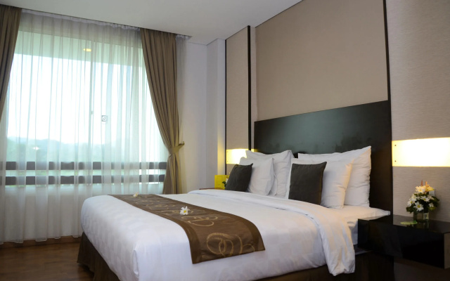The Royale Krakatau Hotel