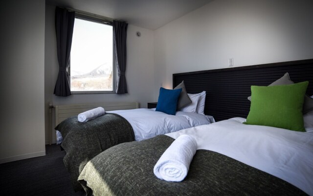 The Phat Packers - Hostel