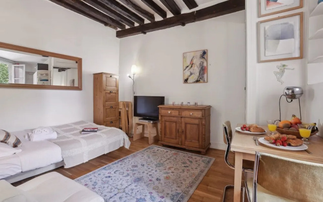 Chic 1BR by Châtelet & Louvre