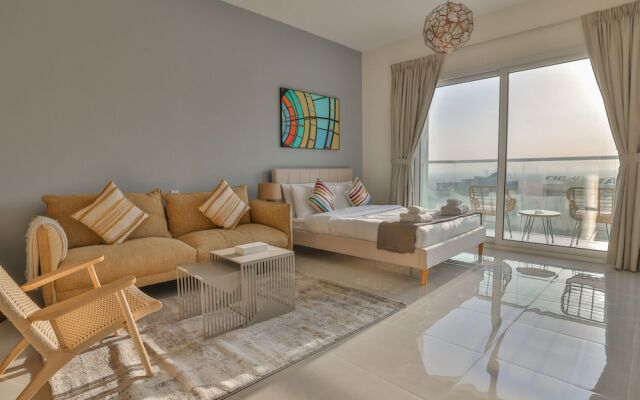 Business Bay Classic Studio by Belvilla