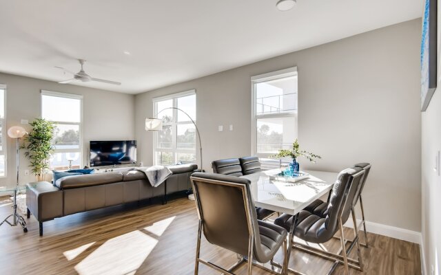 Pacific Beach Luxury Suites by Barsala