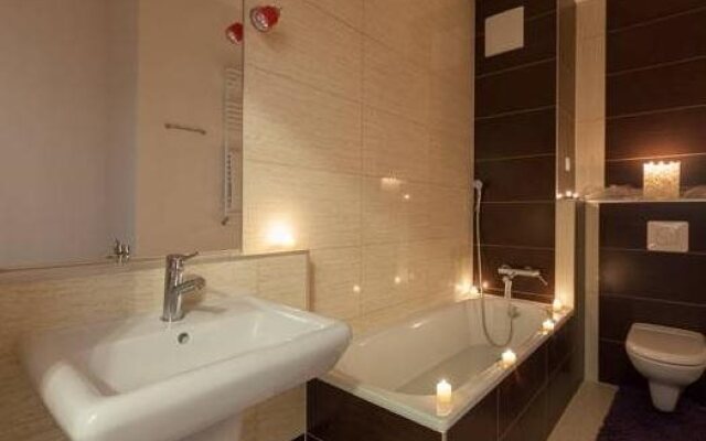 City Aparthotel Wola